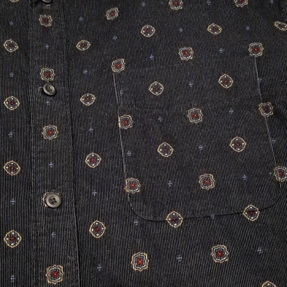 American Eagle Corduroy Patterned Buttondown - image 4
